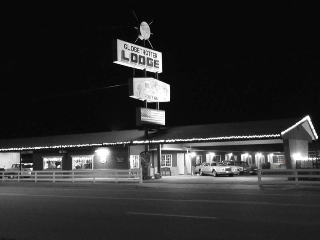 Globetrotter Lodge Holbrook Bagian luar foto
