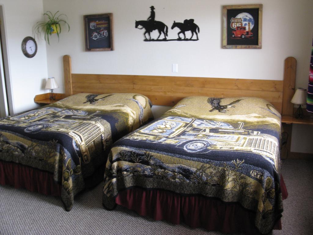 Globetrotter Lodge Holbrook Bagian luar foto