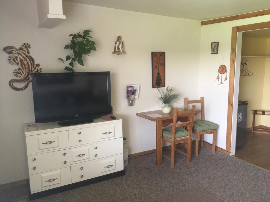 Globetrotter Lodge Holbrook Bagian luar foto