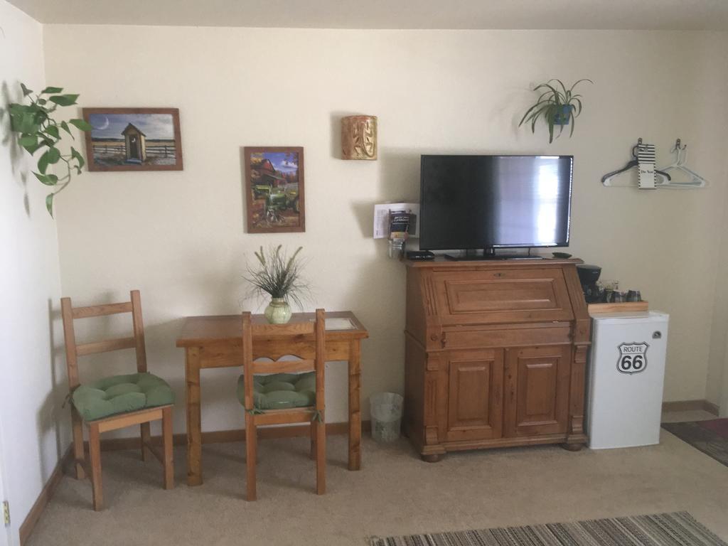Globetrotter Lodge Holbrook Bagian luar foto