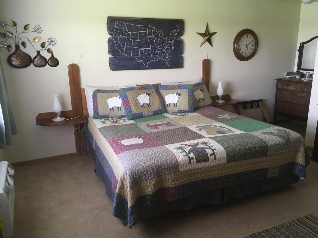Globetrotter Lodge Holbrook Bagian luar foto